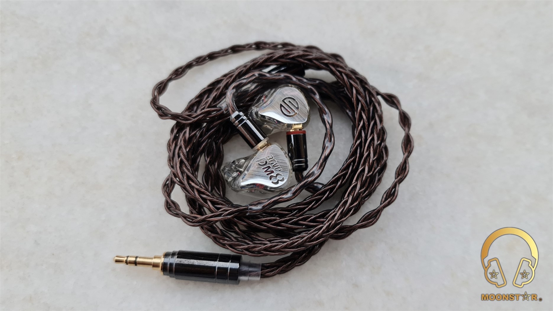 最終値下げ　BGVP DM8　8BA IEM BGVP DM8 In-Ear Monitors Earphone 8BA Knoweles&Sonion
