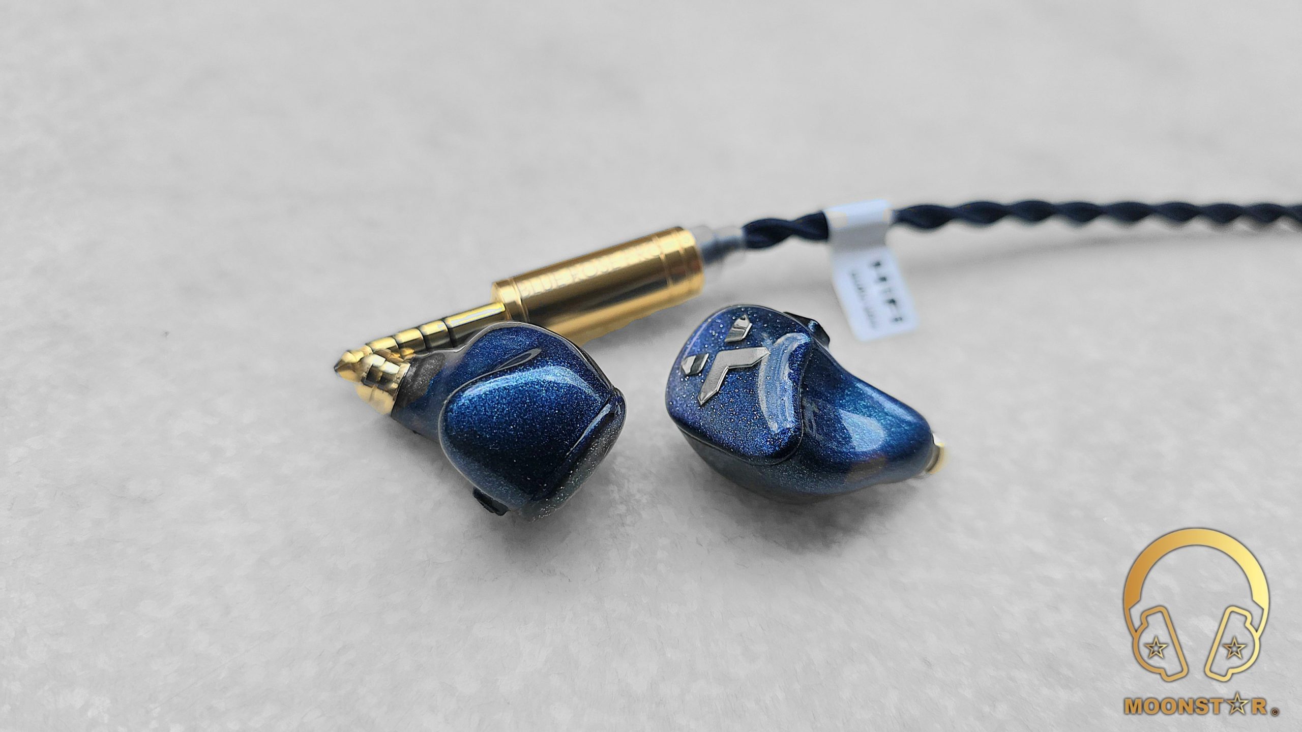 イヤホン Rose Technics GOLDEN ROSE 2pin-4.4mm ROSESELSA Golden Rose Upgrade IEM Cable for HiFi Headphones